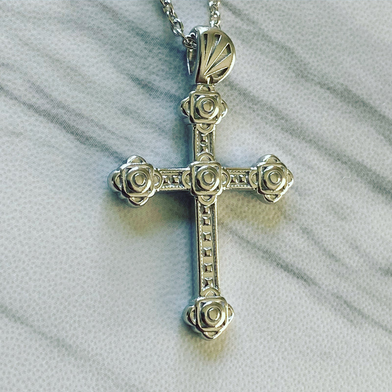 FANCIME Edgy Gothic Cross Sterling Silver Necklace –